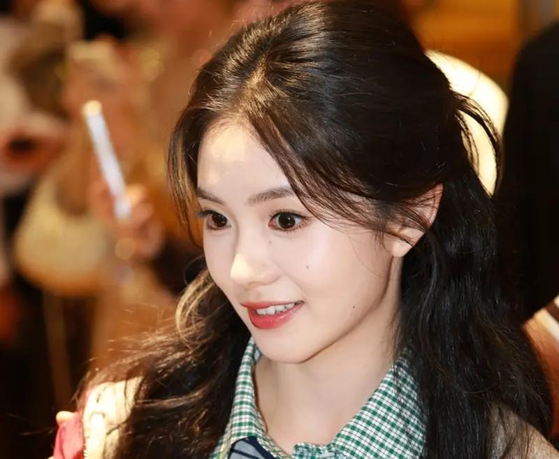 难过！TVB视后16岁爱犬突然离世，为其举办送别仪式一度泣不成声