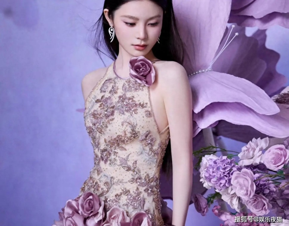 沈奕斐怒批恋爱教条：《背后》周日播出引爆女性话题热议